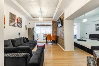 Cozy Condo in Bllok 5 min walk from Central Park - 8