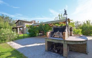 Lake Front Home In Arezzo Ar - 4