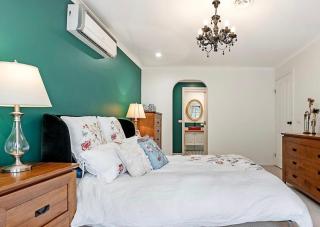 Home of Susan Close - 8