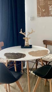 Studio Moderne Tout équipé Wifi - Parking gratuit - Proche de la Nature - 5