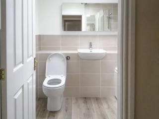 School Knott Cott - 1