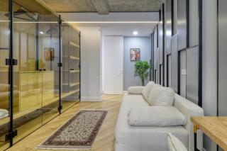 Designer Duplex Retreat - 3