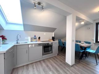 Goltan Apartment - 9 Personen, 3 Bäder, Parkplatz, WIFI - 7