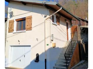 Maison de Village au pied des montagnes -  - 8