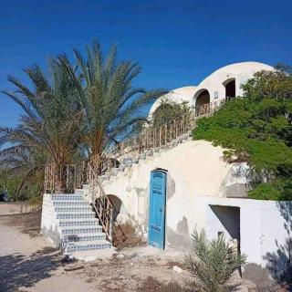 White desert Tent - 1