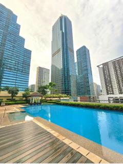 Hygge-ParkWest BGC near Grand Hyatt & Mitsukoshi - 1