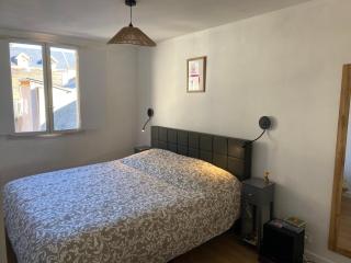 MAISON GERMÈS - CENTRAL & STANDING - CYCLING & SKI HOUSE IN LUCHON - Appartements traversants - Lits 180 King Size - Parking et Espace Télétravail - 1