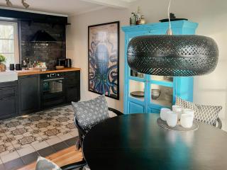 Maritime Holiday Home Secluded On The Dike - 0