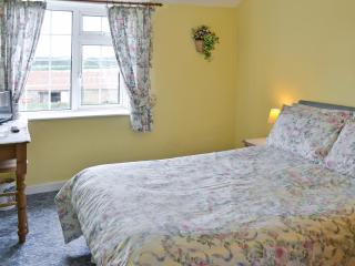 Granny Bond's Farmhouse - 3