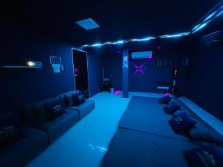 Sunway Pyramid VR Games Gathering Buffet 16Pax - 1