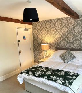 The Kings Arms Inn - 7