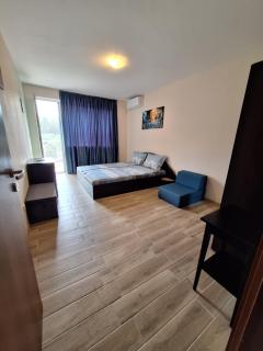 Бобс апартаменти 2 - 8