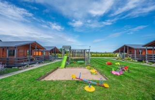 Domki pod wzgórzem - 6