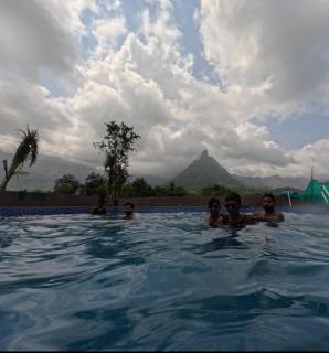 Silver Alps Farm Resort - 7