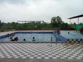 Silver Alps Farm Resort - 4