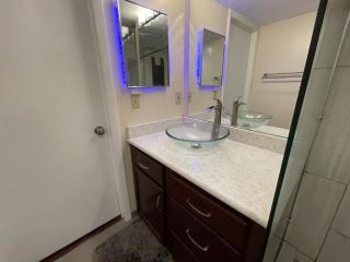 Residence near trails, shopping - 8