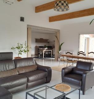 Villa with private pool and panoramic view - 9