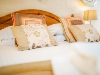 Atrato's Stable - Uk6735 - 3