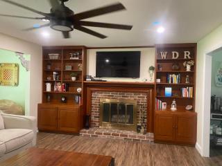 Melvin Village - 5 Bed 3 Bath Arcade Near Lake Pet Friendly fee applies - 6