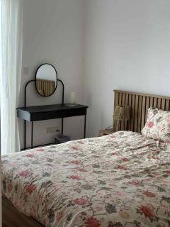 Aphrodites Resident - 4