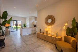 Ayana Resort at Mambo Beach Area - 3