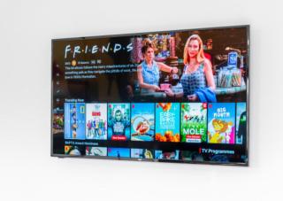 2 Bed Apartment - Parking - Sleeps 3 - Netflix 50C - 4