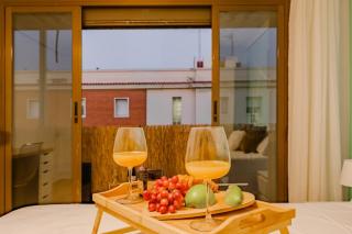 Cabañal BeachFront , 1 Min to Sea , AC , Coffee , Balcony , FastWifi - 2