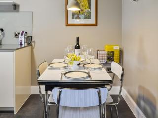 Riverside Cottage - 5