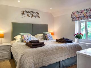 Foxes Reach - Hw7421 - 4