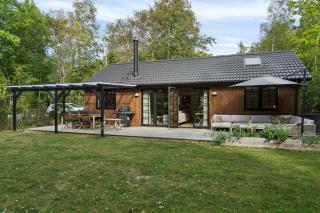 Family Retreat Between Forest And Beach In Odden - 5