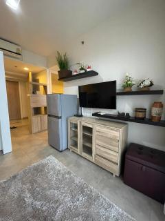 Condo Pattaya Stays - 1