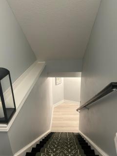 Modern Stylish Beautiful Room & Den - 4