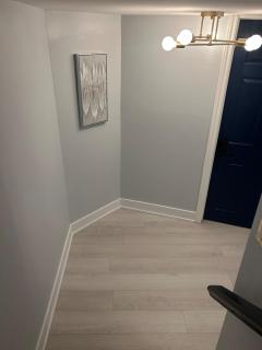 Modern Stylish Beautiful Room & Den - 1