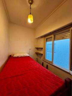 Cerca de la playa La Perla - 2