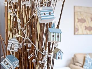 9 The Whitehouse - 1