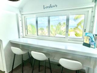 STUDIO LOFT sur la plage, piscines, tennis, parkings, restaurants - 8