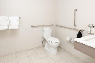 Holiday Inn Express & Suites Burlington - Mount Holly by IHG - 5