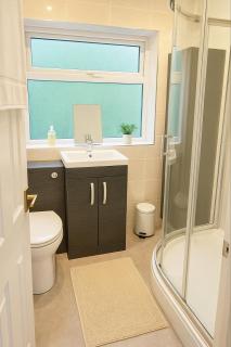 Great for Contractors and Families 3BedHouse with FreeParking - 3