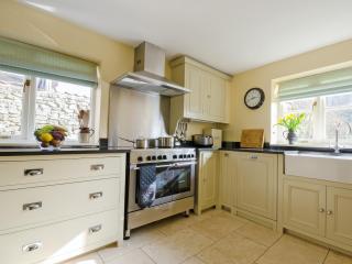 Hungate Garden Cottage - 6