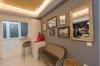 Golden Glow Studio - Elegant Retreat in Bucharest - 5