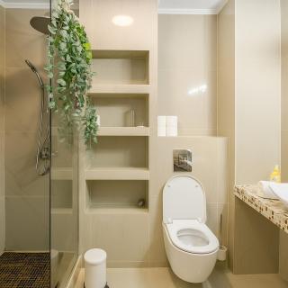 Golden Glow Studio - Elegant Retreat in Bucharest - 2