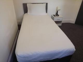 Green-Lodge Triple Double & Single Rooms Near LFC Anfield Free Street Parking 24-7 - 9