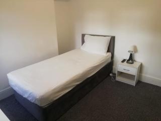 Green-Lodge Triple Double & Single Rooms Near LFC Anfield Free Street Parking 24-7 - 8