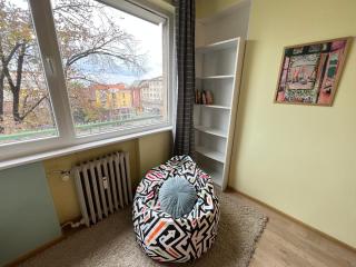 Bogota Central Apt w Office Space and Wifi near Metro - 9