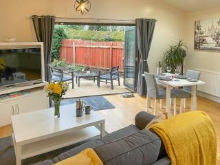 Woodside Retreat, Number 37 - 6