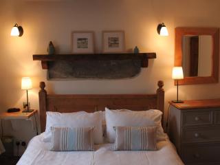 Low White Stones - 2