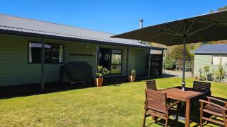 Fale Va'a in Marahau - 7