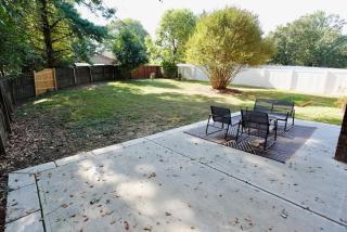 Spacious Dog-Friendly Retreat Near Ballantyne - 3