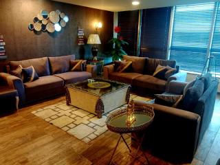 Luxury Apartment In Centaurus Mall - 6