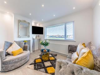 River View Cottage - 8